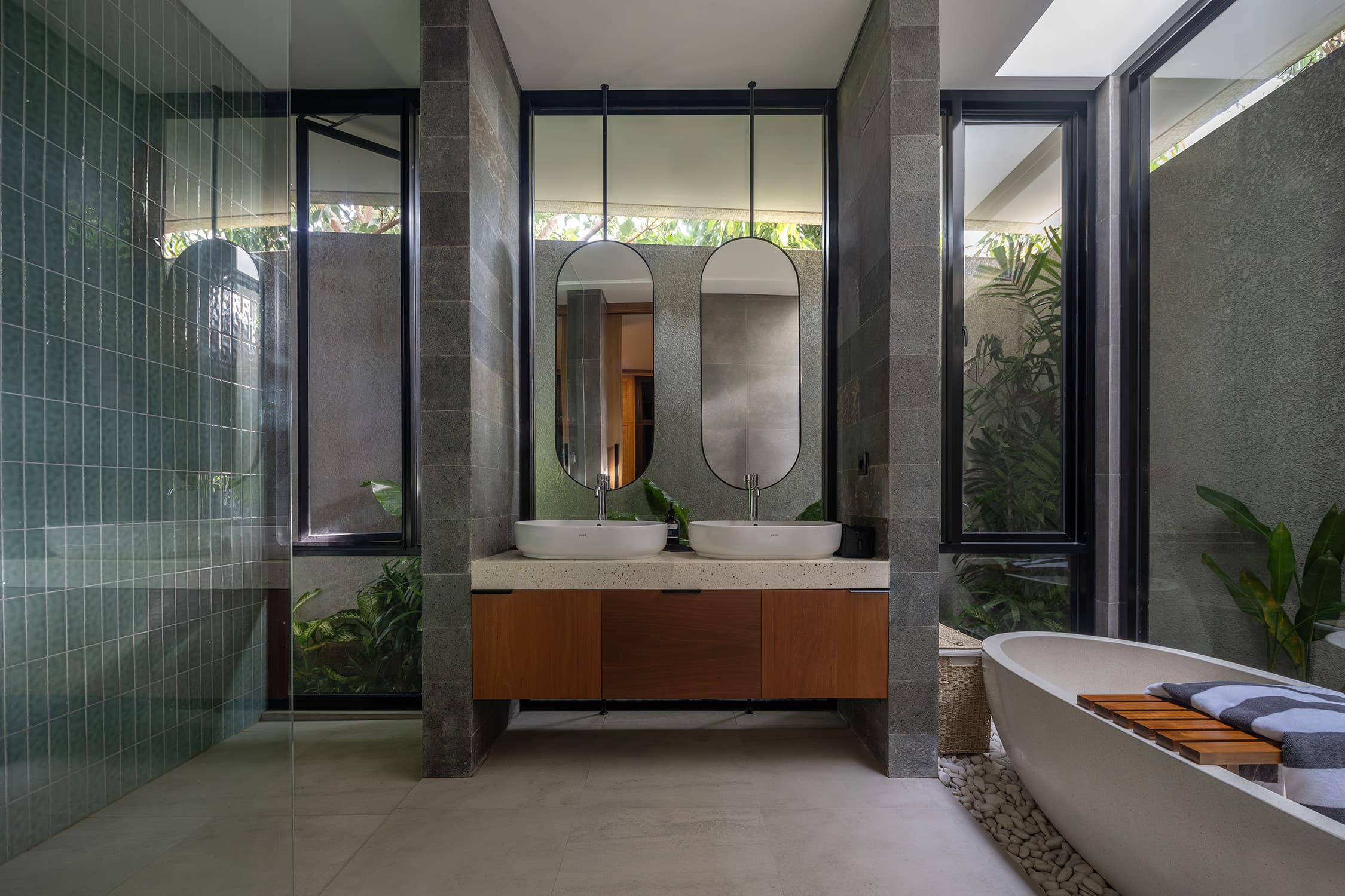 SOLACE VILLA - TUMBAK BAYUH in Tumbak Bayuh, Badung - Bali (2023) - Gallery image 6 - Architecture project by Atelier W AR E
